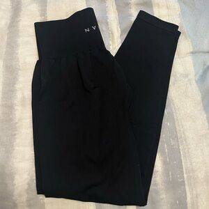 NVGTN Solid Seamless Black Leggings